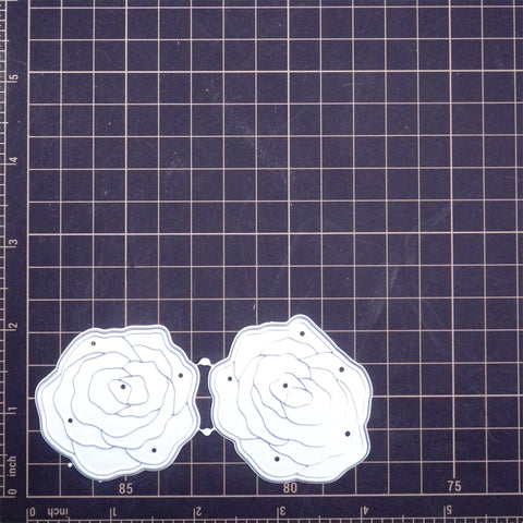 Inlovearts Blooming Rose Cutting Dies
