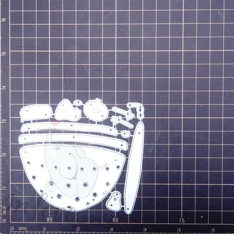 Inlovearts Chicken Swimming in the Bowl Cutting Dies