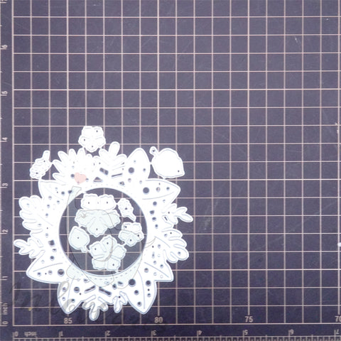 Inlovearts Flower and Leaves Round Frame Cutting Dies