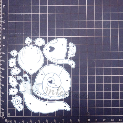 Inlovearts Gnome on the Snail Cutting Dies