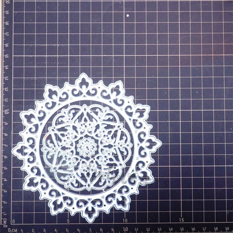 Inlovearts Lace Round Frame Cutting Dies