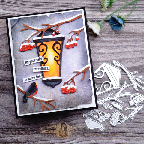 Inlovearts Lantern on the Tree Cutting Dies