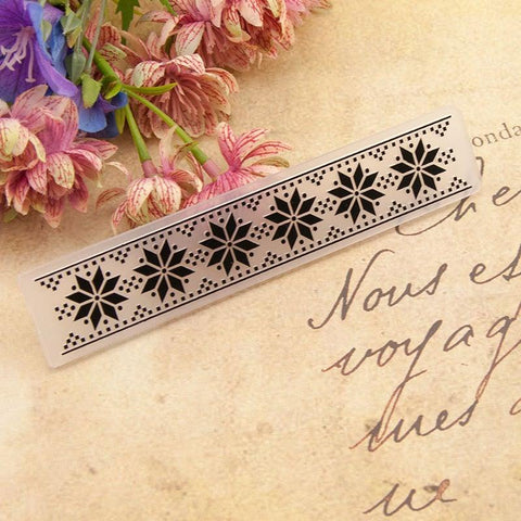 Beautiful Eight Petal Flowers Pattern Emboss Folders