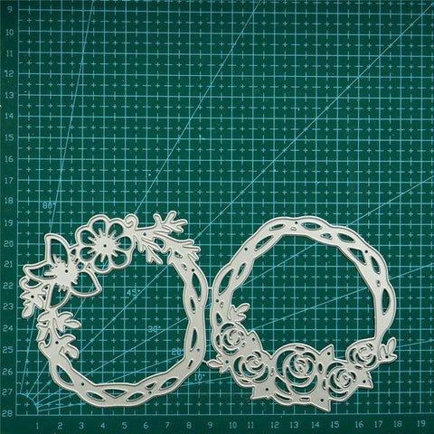 Roses Entangled Wreath Dies Set