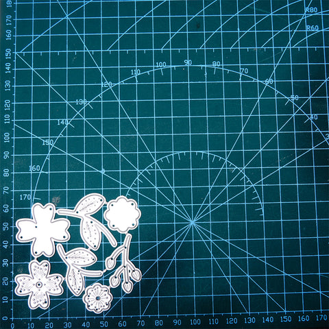 Inlovearts 7Pcs Small Pieces Flowers Cutting Dies