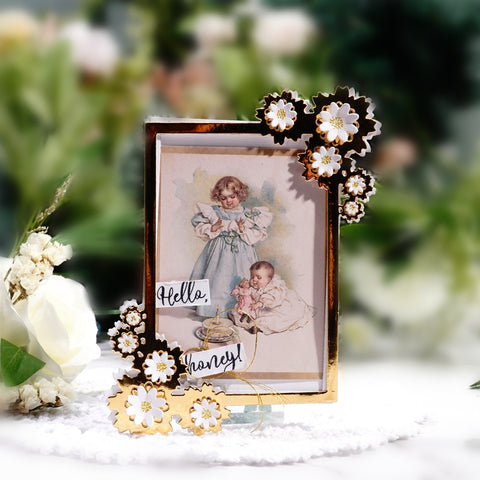 Inlovearts Daisies Photo Frame Cutting Dies