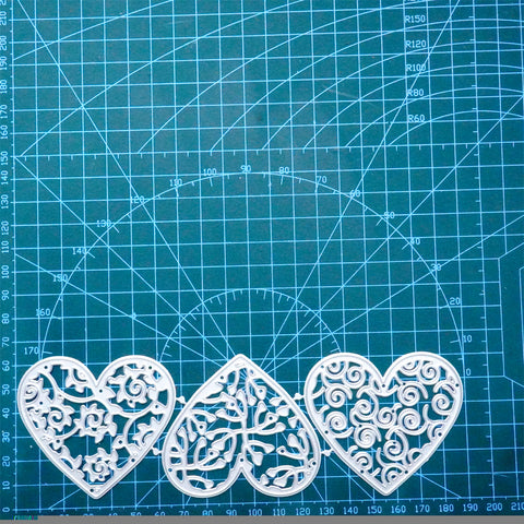 Inlovearts 3 Patterned Hearts Cutting Dies