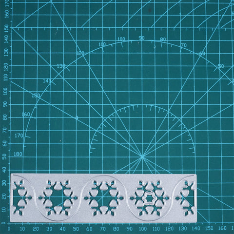 Snowflake Border Cutting Dies