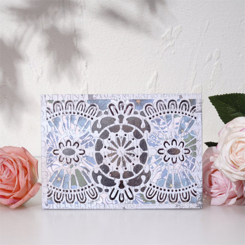 Inlovearts Symmetrical Flower Backgroud Board Cutting Dies