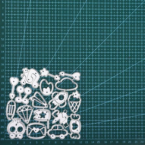 Inlovearts 18 Pcs Cute Decor Dies Kits