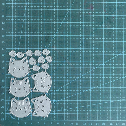 Inlovearts Christmas Tree with Cartoon Cats Cutting Dies