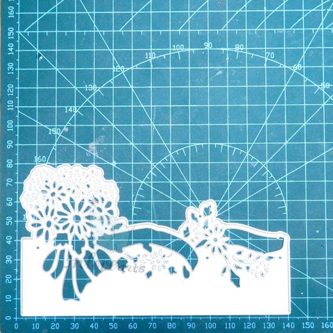 Inlovearts Daisy Bouquet Border Cutting Dies