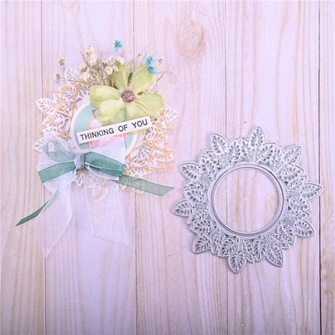 Inloveartshop Creative Leaves Circle Border and Frame Cutting Dies
