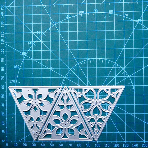 Inlovearts Triangle Hollow Flower Pattern Cutting Dies
