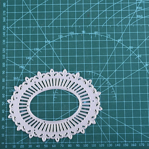 Inloveart Oval Lace Frame Cutting Dies