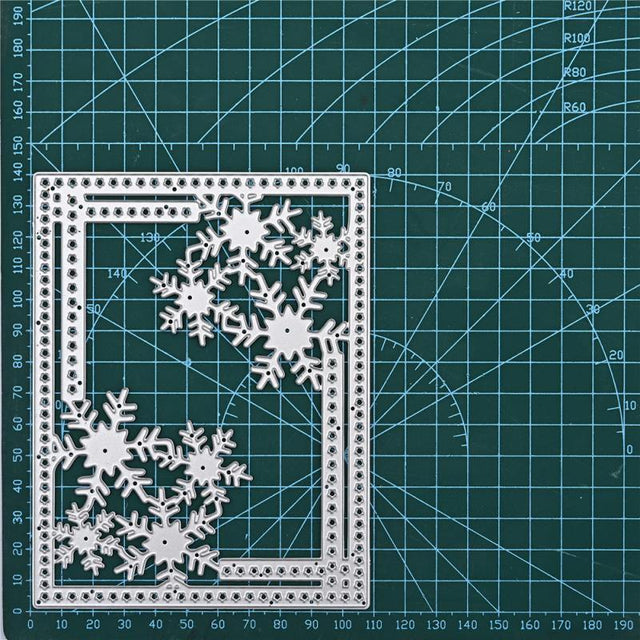 Inloveartshop Rectangle Snowflake Corner Cutting Dies